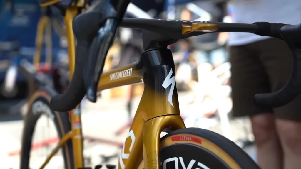 Evenepoel’s 64x11 Setup & 53 km/h+ Speed — Is the TT Game Changing? 4 Remco Evenepoels Custom Tour de France TT Bike 4