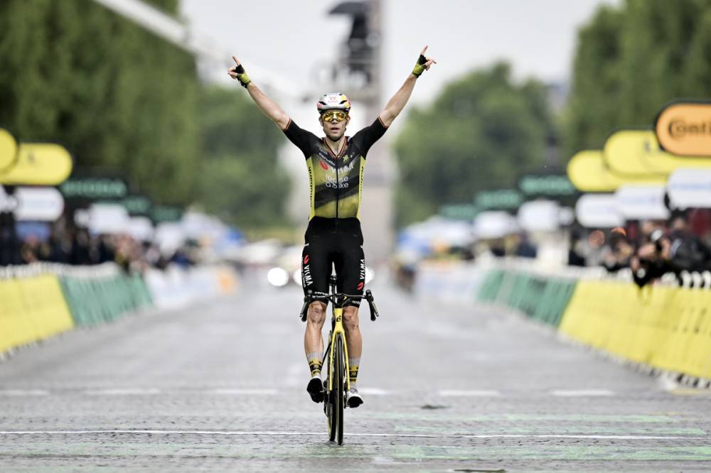 🏁 Wout van Aert Unleashes Parisian Power as Tadej Pogačar Clinches Fourth Tour de France Title in 2025 Rain-Soaked Finale 🌧️🇧🇪🇸🇮 1 Van Aert rides to a solo masterpiece in Montmartre